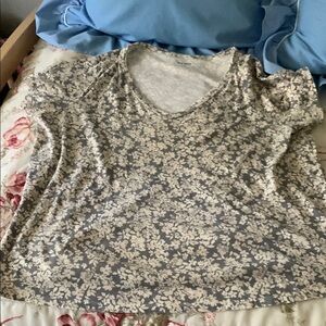Old Navy Floral Gray Women's Top Size 2X